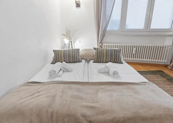 Crans-montana - Centre 2 Pers - Rue Du Prado *